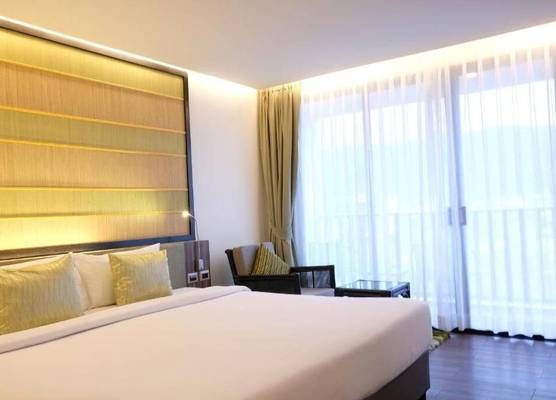 The Beach Heights Condotel Kata 500 meters to Kata beach 1