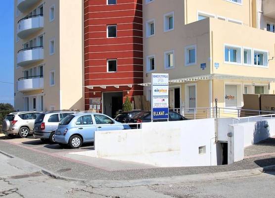 GK Airport Suites - Free Shuttle & Early Check In by GK Hospitality Group 1