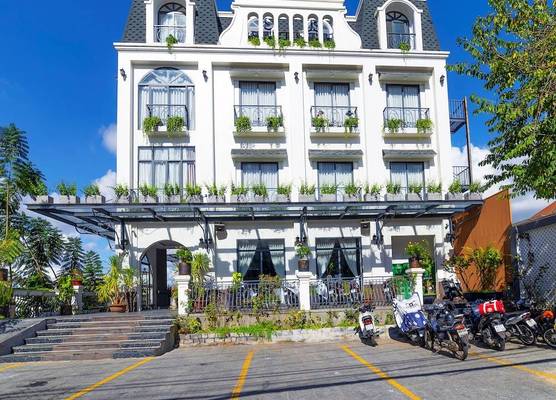 Stillus Boutique Hotel Dalat 1