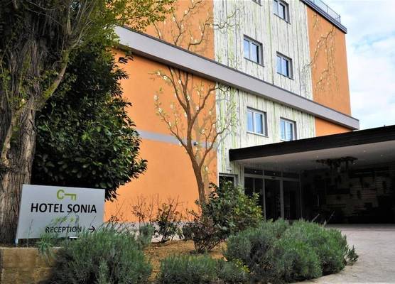 Hotel Sonia Self Check In Only 1