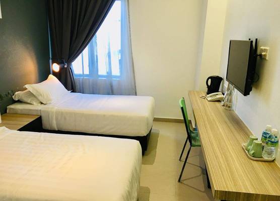 Enclave Business Hotel 1