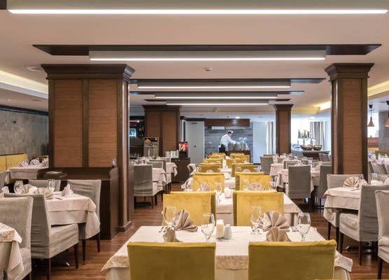 Lion Hotel Borovets 1