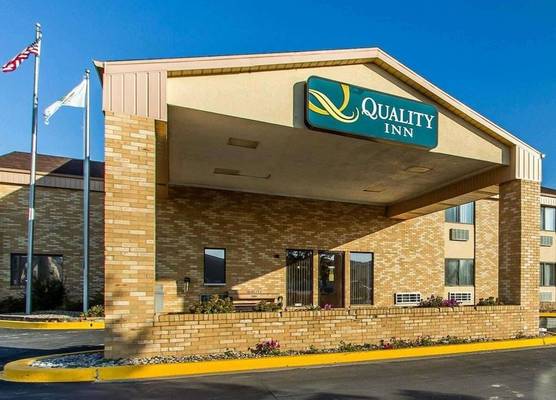 Quality Inn Burlington near Hwy 34 1