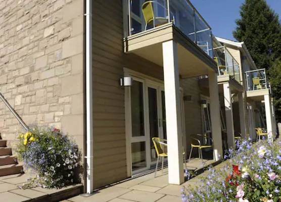 Craigmhor Lodge & Courtyard 1