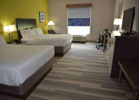 Holiday Inn Express & Suites CARYVILLE by IHG 1