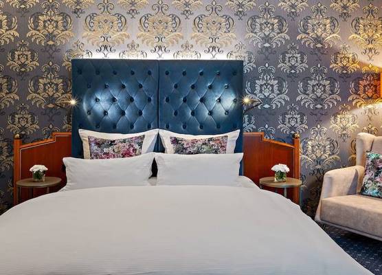 Hotel Bayerischer Hof Dresden 1