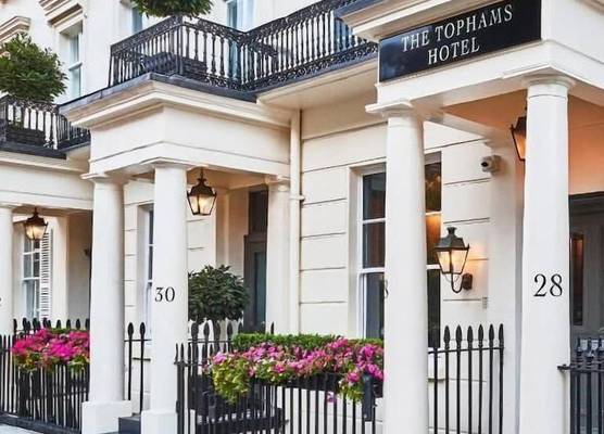 The Tophams Hotel 1