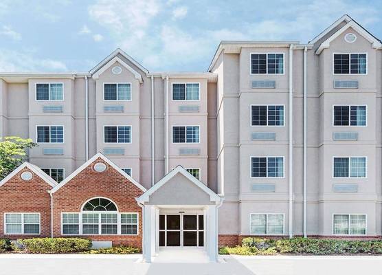 Microtel Inn & Suites Tuscaloosa Near University 1