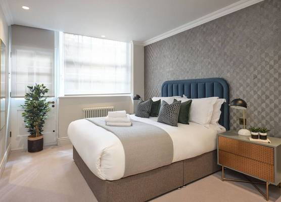 Mayfair – Peterson House 1