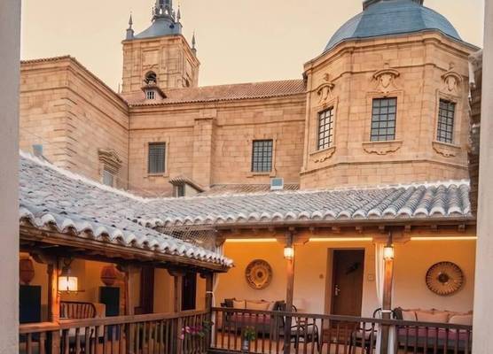 Casón del Conde 1