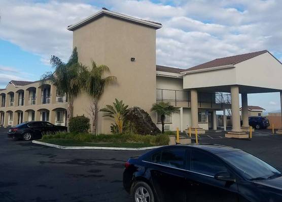 SureStay Hotel by Best Western Hollister 1