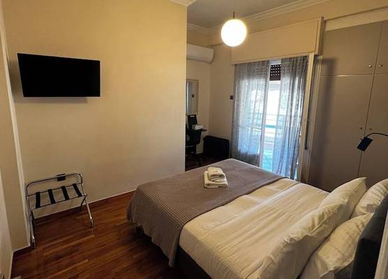 Pnyka Apartment 3 1