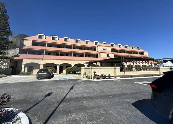 Yosemite Sierra Inn 1