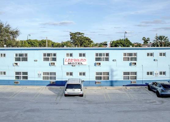 Leeward Motel By Capital O North Miami Beachside 1