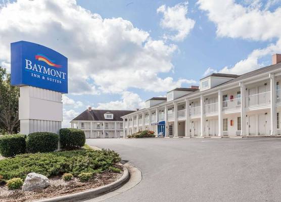 Baymont by Wyndham Hickory 1