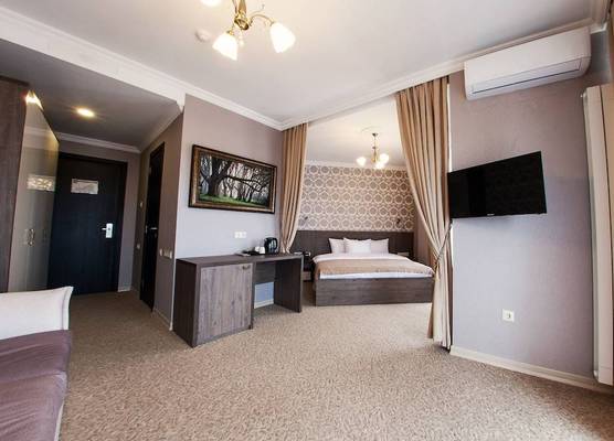 Old Garden Hotel Batumi 1