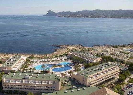 Sirenis Seaview Country Club 1