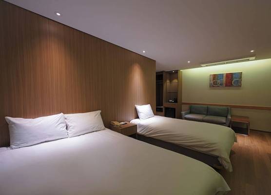Astar Hotel 1