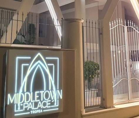 Middle Town Palace 1