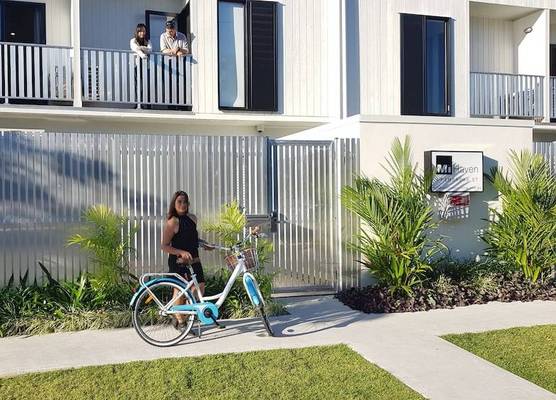 Redhill Cairns Living - Gatton St 1