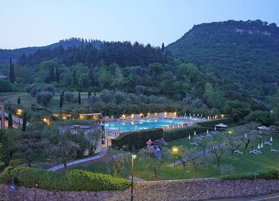 Hotel La Perla - Bike Hotel 1