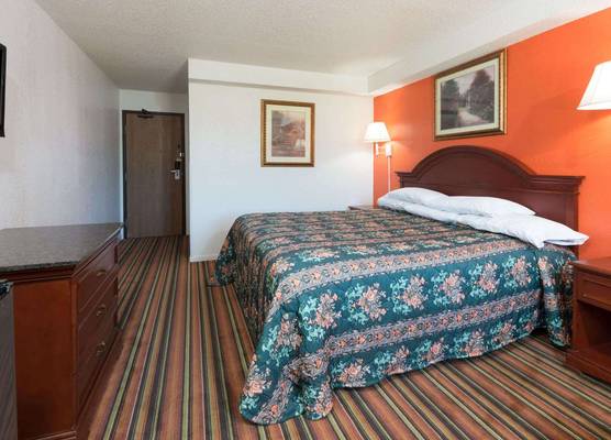 Knights Inn Ferguson MO 1