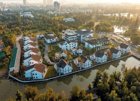 Holiday Inn Express Yuhuan Wetland Park by IHG 1