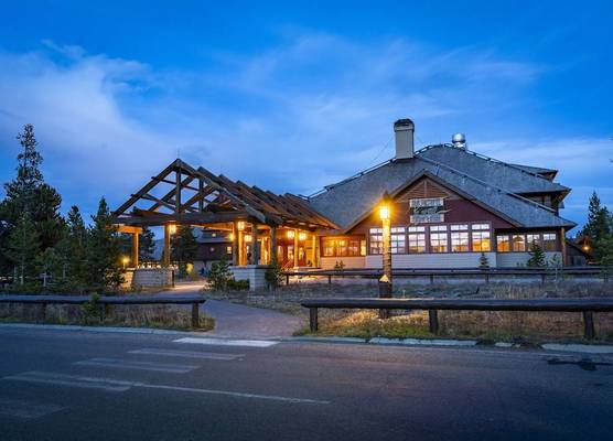 Old Faithful Snow Lodge & Cabins - Inside the Park 1