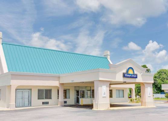 Days Inn by Wyndham Chester 1