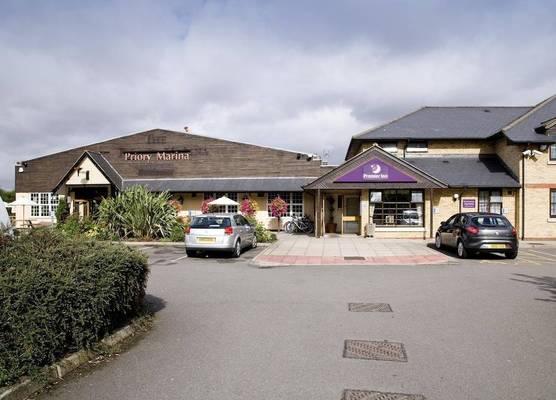 Premier Inn Bedford - Priory Marina 1