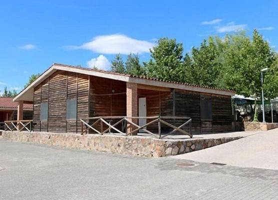 Hostal - Bungalows Camping Cáceres 1