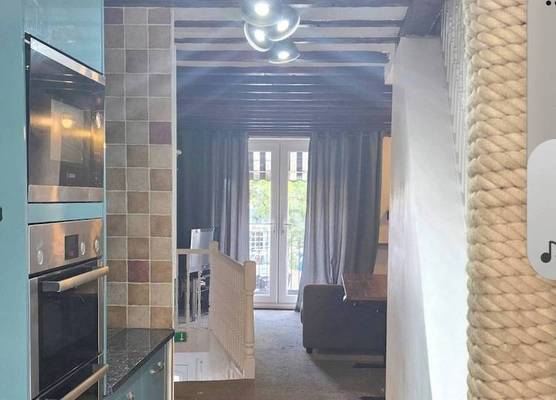 Bespoke Holiday Home by the Jurassic Coast 1