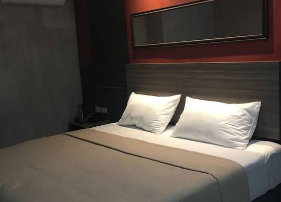 Express Inn - Osmeña 1