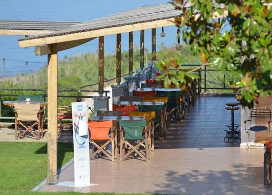 Mounda Beach Hotel 1