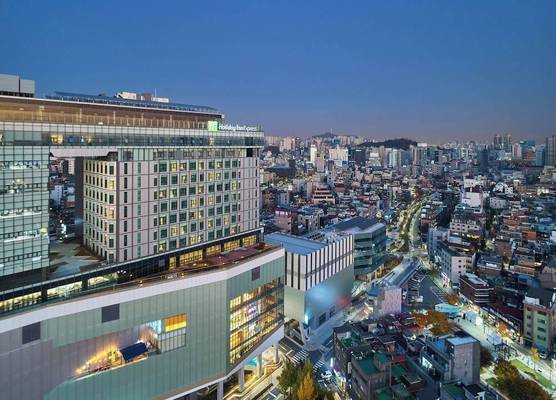 Holiday Inn Express SEOUL HONGDAE by IHG 1