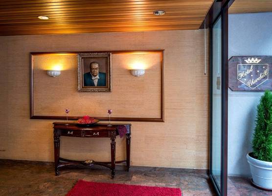 Hotel Churchill 1