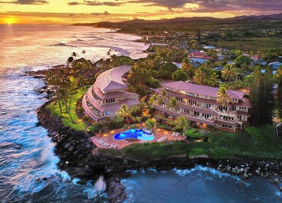 Whalers Cove in Poipu 1