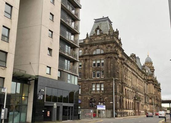 Remarkable 2-bed Apartment in Glasgow 1