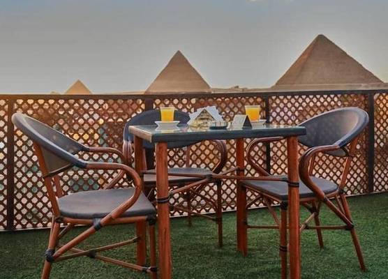 Nefertari Pyramids View Inn 1