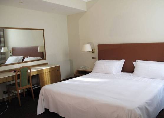 Hotel Albergo Santa Chiara 1