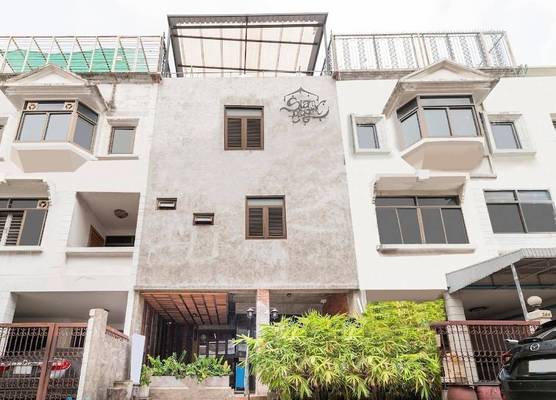 Siam Plug In Hostel 1