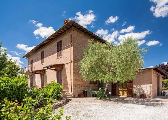 Agriturismo Podere Camollia 1