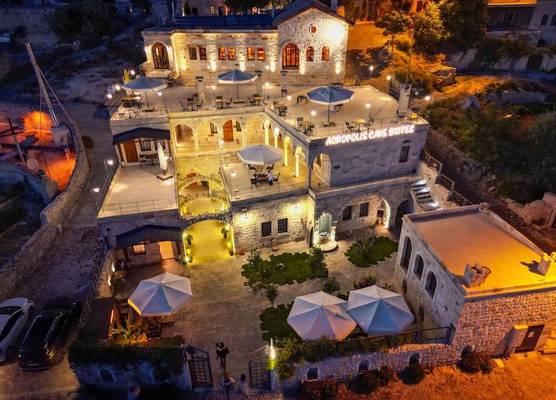 Acropolis Cave Suite 1