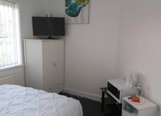 Fresher Space Home Stay 1
