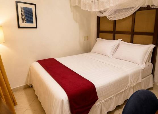 ShaMooL Hotel 1
