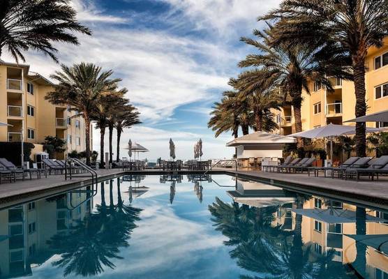 Edgewater Beach Hotel 1