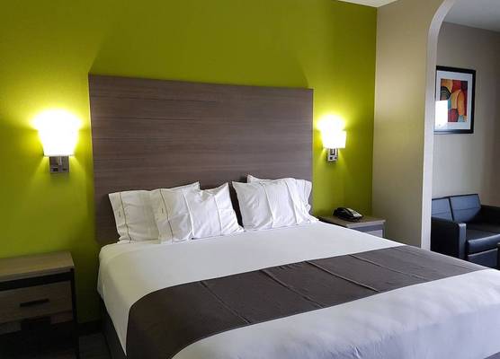 Empire Inn Cypress 1