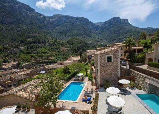 Hotel y Apartamentos DES PUIG 1