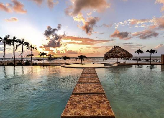 Hol Chan Reef Resort & Villas 1