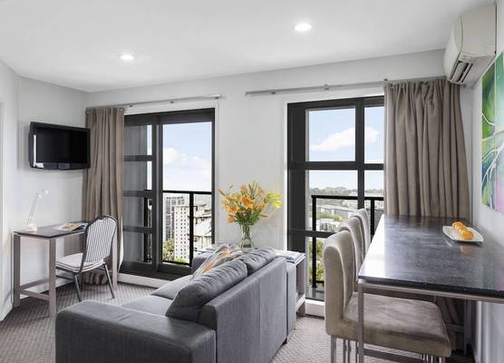 Nesuto St Martins Apartment Hotel 1